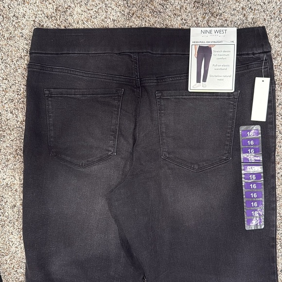 Nine West Heidi Pull On Straight Leg Black Pants - Picture 6 of 7